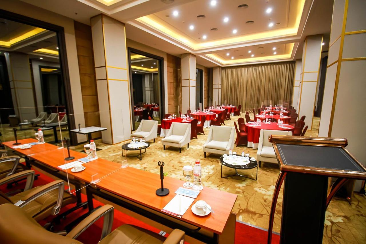 Asialink Hotel Batam By Prasanthi Nagoya Esterno foto